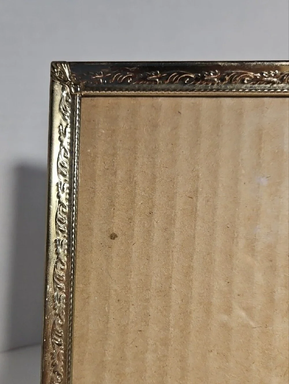 Vintage Ornate Gold Picture Frame - Elegant Home Accent